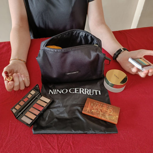 Trousse de Toilette NINO CERRUTI uniquement en cadeau dès 80 € d'achat